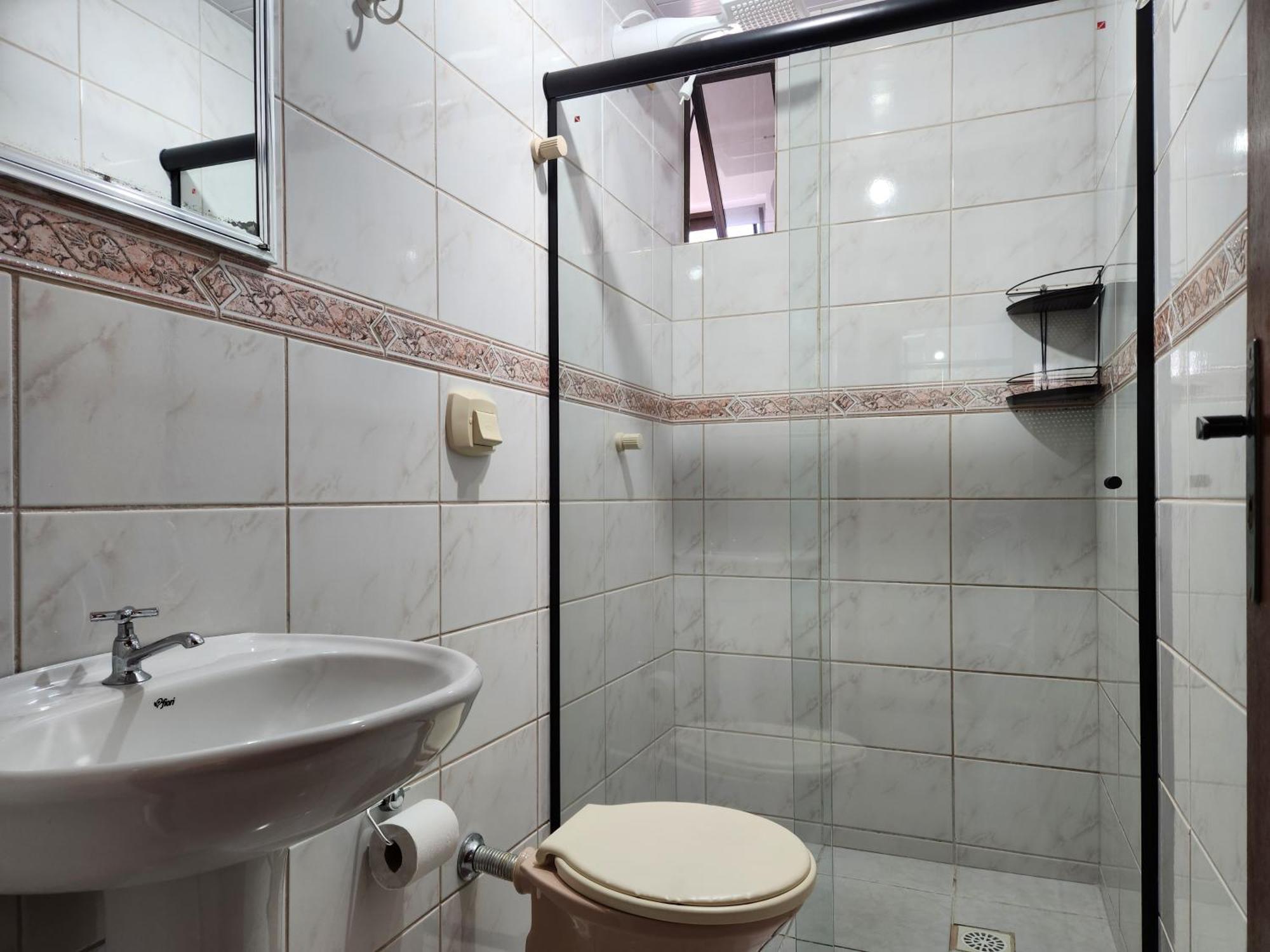 2 Quartos A 200Mts Praia Central, Garagem, Churrasqueira, Wi-Fi 90 Mbps, Pet Friendly Balneário Camboriú Chambre photo
