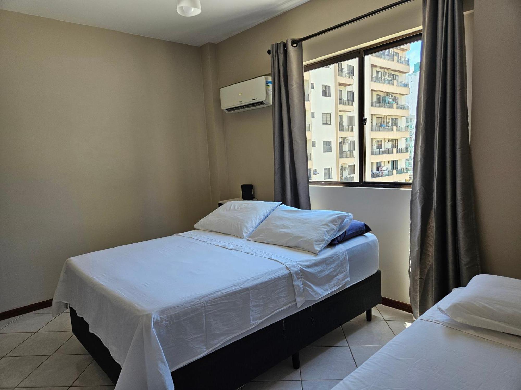 2 Quartos A 200Mts Praia Central, Garagem, Churrasqueira, Wi-Fi 90 Mbps, Pet Friendly Balneário Camboriú Extérieur photo