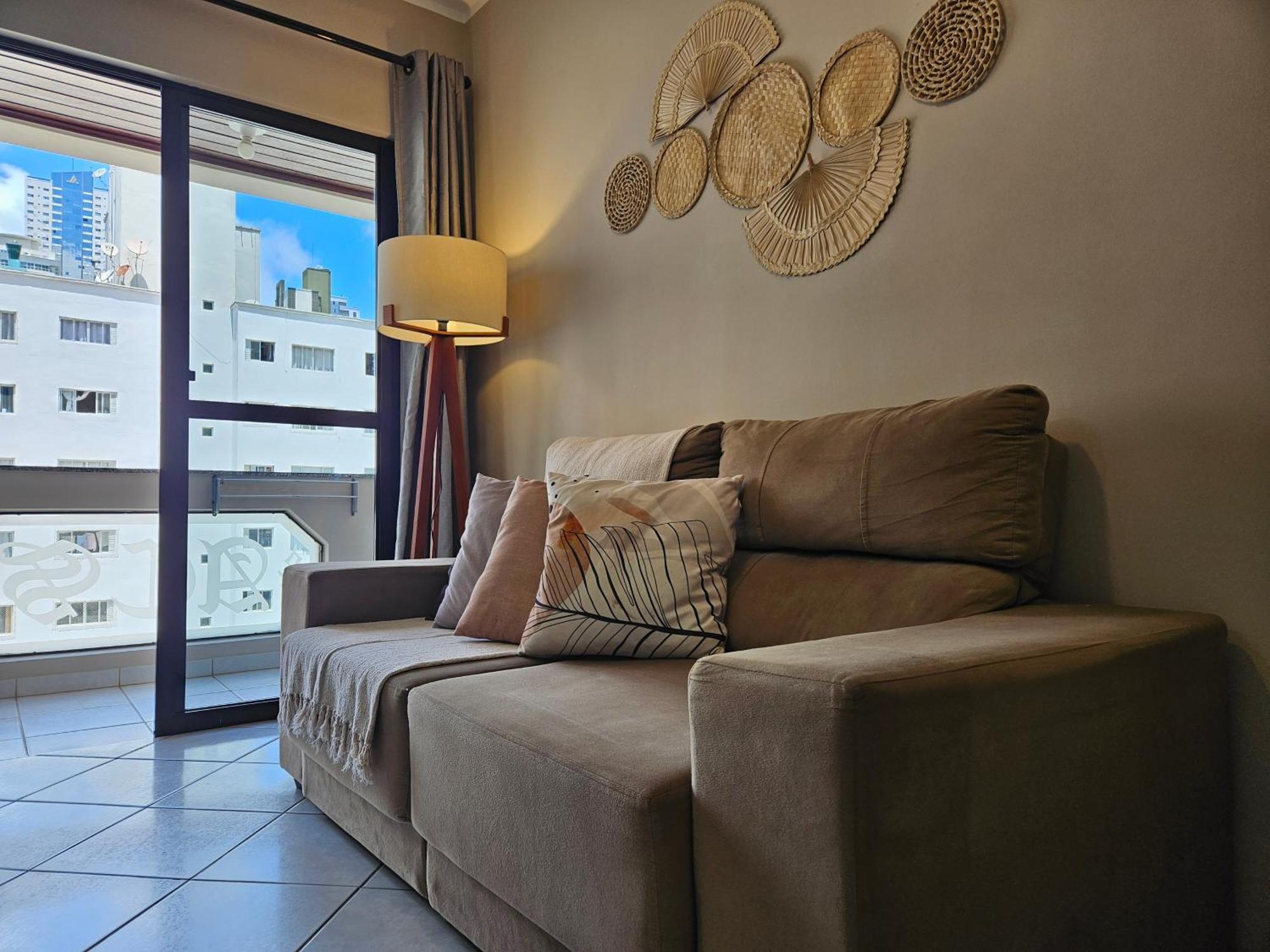 2 Quartos A 200Mts Praia Central, Garagem, Churrasqueira, Wi-Fi 90 Mbps, Pet Friendly Balneário Camboriú Extérieur photo