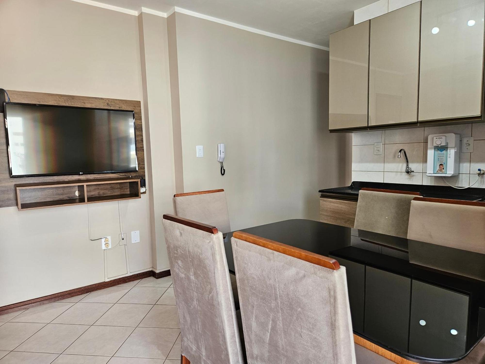 2 Quartos A 200Mts Praia Central, Garagem, Churrasqueira, Wi-Fi 90 Mbps, Pet Friendly Balneário Camboriú Extérieur photo